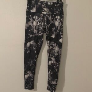 Reflex Kids Black and Gray Patterned Leggings